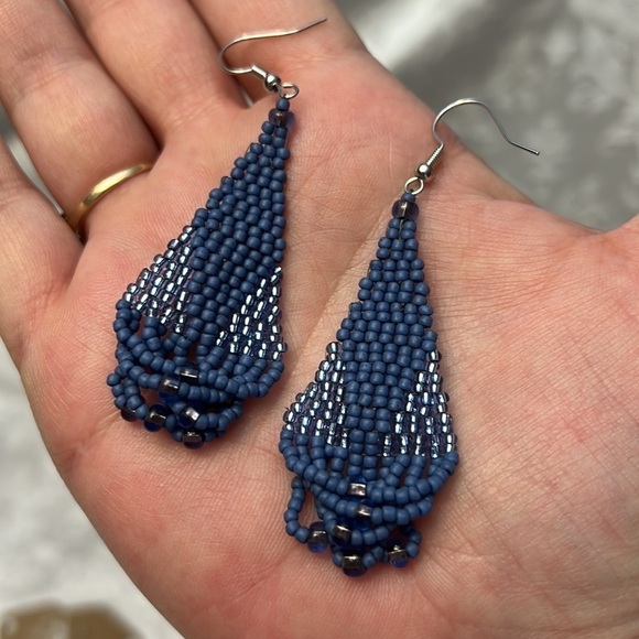 NEW - Boho Chic Hand Crafted Beaded Earrings - Picture 4 of 5